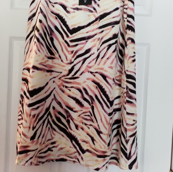 KENDALL & KYLIE Patterned Skirt. Nature, Watercolor, Abstract Inspired. NEW NWT - Picture 12 of 14